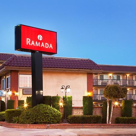 Hotel Ramada By Wyndham Pasadena Zewnętrze zdjęcie